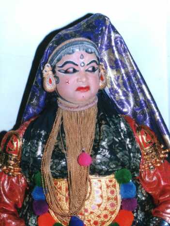 Kalamandalam Sajan as Lalitha in Kirmeera Vadham