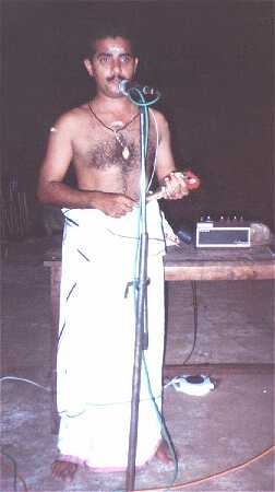 Athippatta Ravi performing as main singer