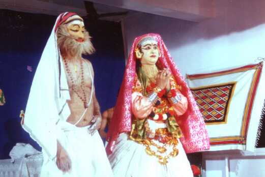 Ratheesh C.R. as Brahmanapathni in Santhanagopalam with Dr. Sabhapathy as Brahmanan